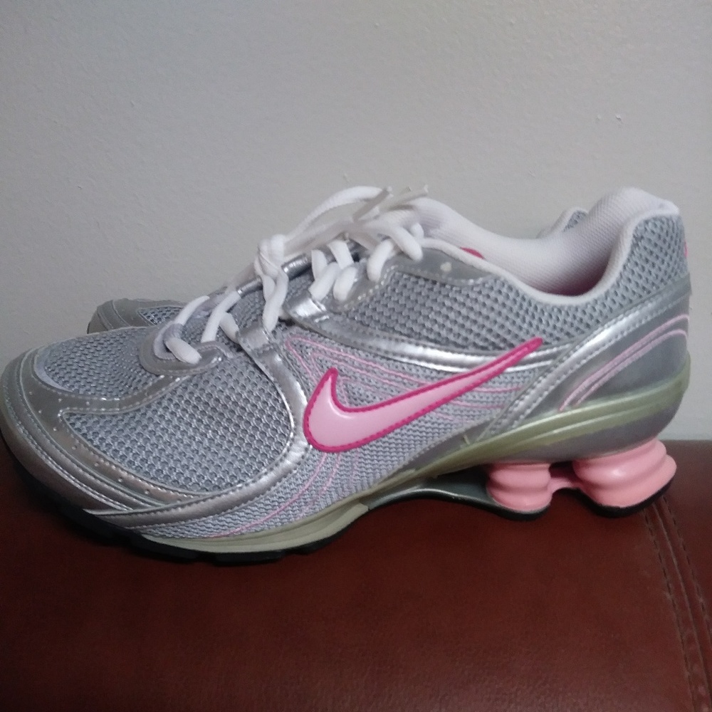 Nike Shox Navina Women's Running Shoes